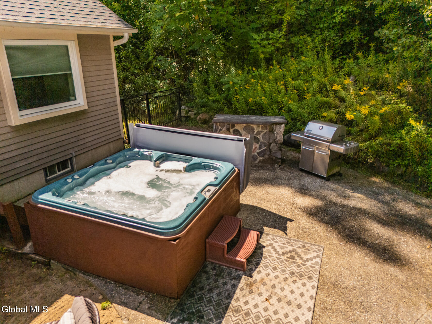 14 Veranda Lane Queensbury NY 12804