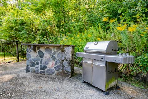 14 Veranda Lane Queensbury NY 12804