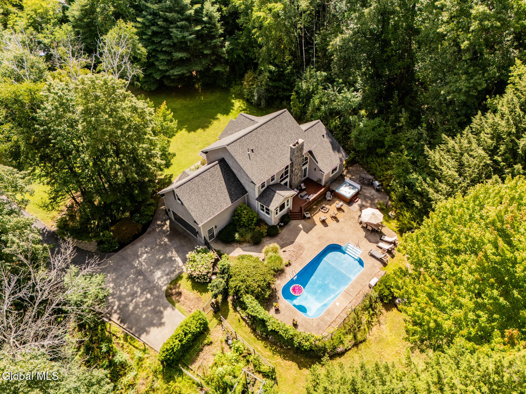 14 Veranda Lane Queensbury NY 12804