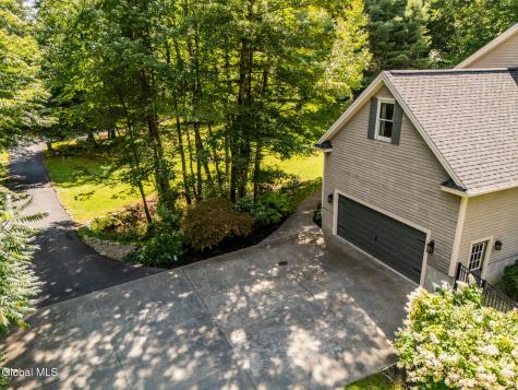 14 Veranda Lane Queensbury NY 12804
