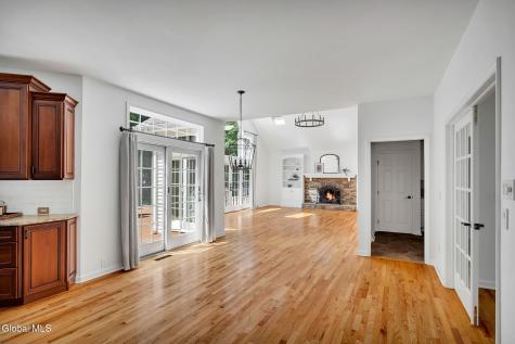 3 Woodland Drive Clifton Park NY 12065