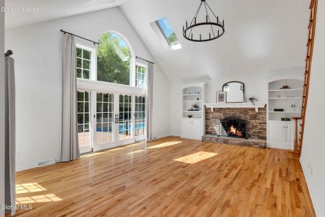 3 Woodland Drive Clifton Park NY 12065