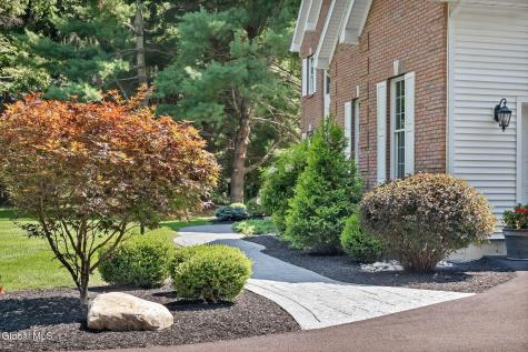 3 Woodland Drive Clifton Park NY 12065