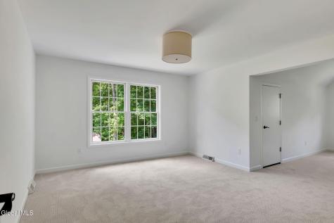 3 Woodland Drive Clifton Park NY 12065