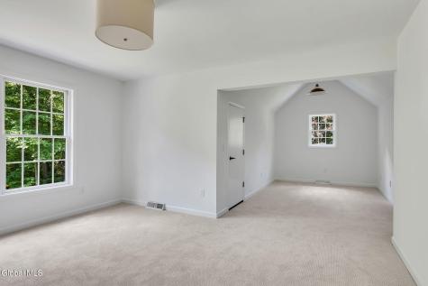 3 Woodland Drive Clifton Park NY 12065