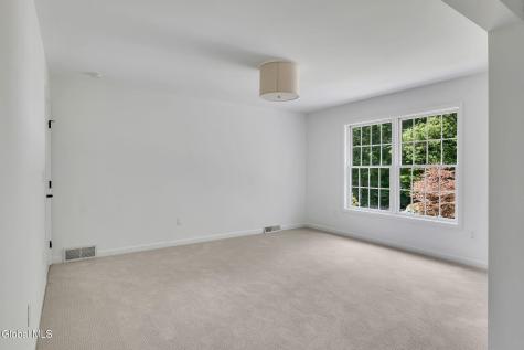3 Woodland Drive Clifton Park NY 12065