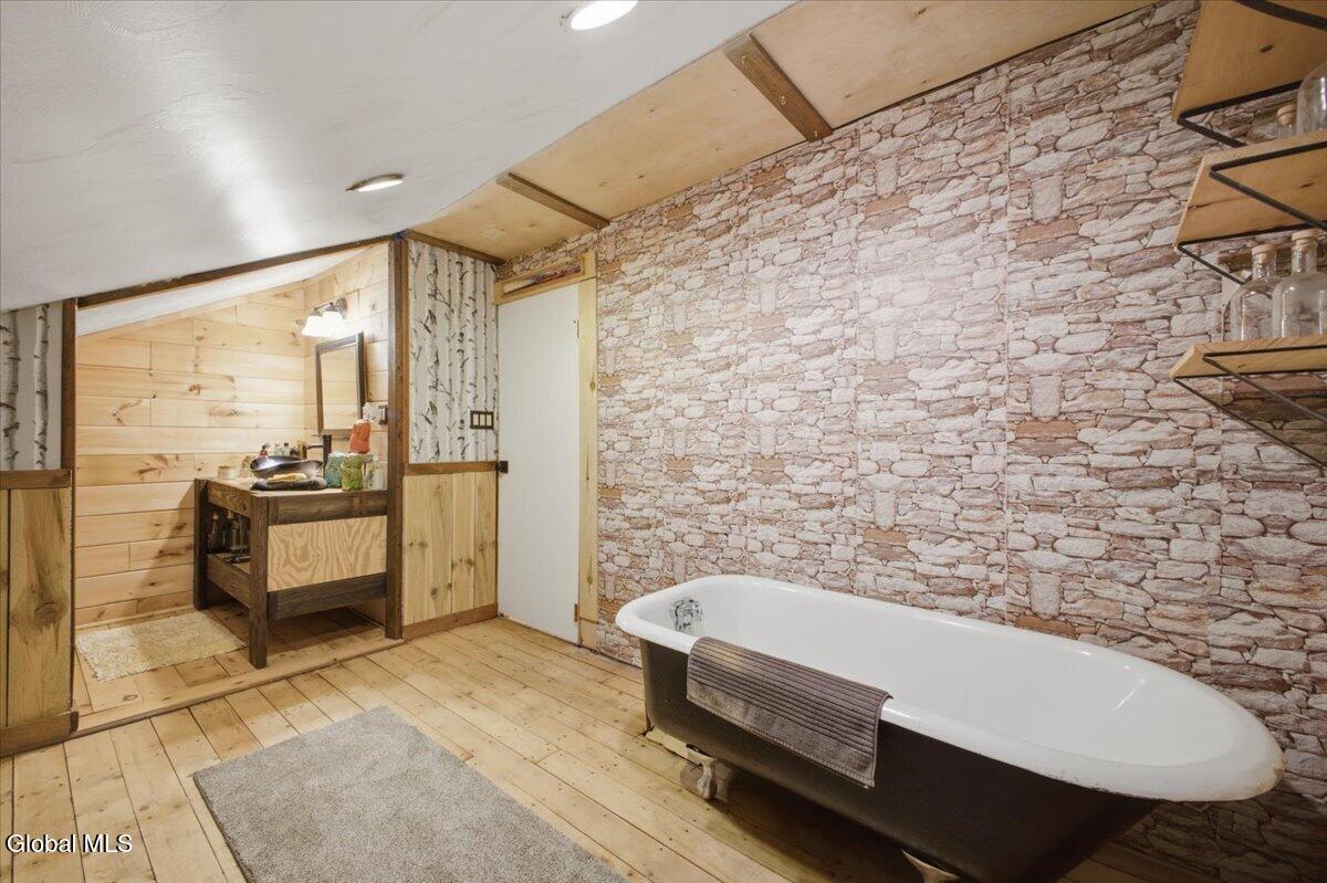 102 Stone Quarry Road Halfmoon NY 12065