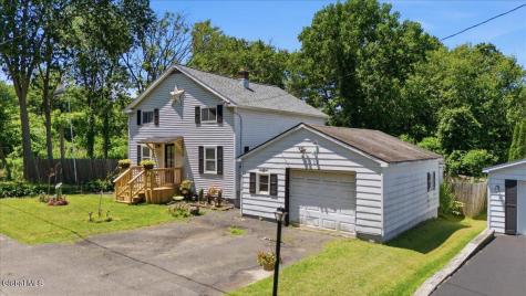 102 Stone Quarry Road Halfmoon NY 12065