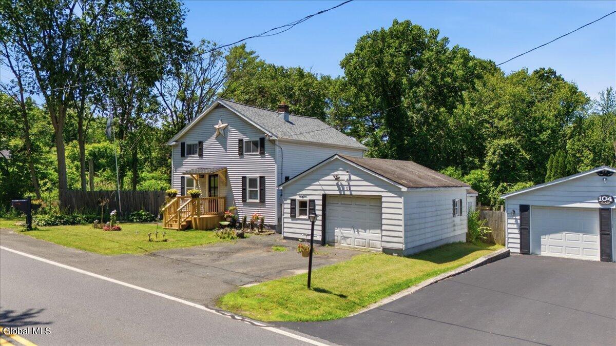 102 Stone Quarry Road Halfmoon NY 12065