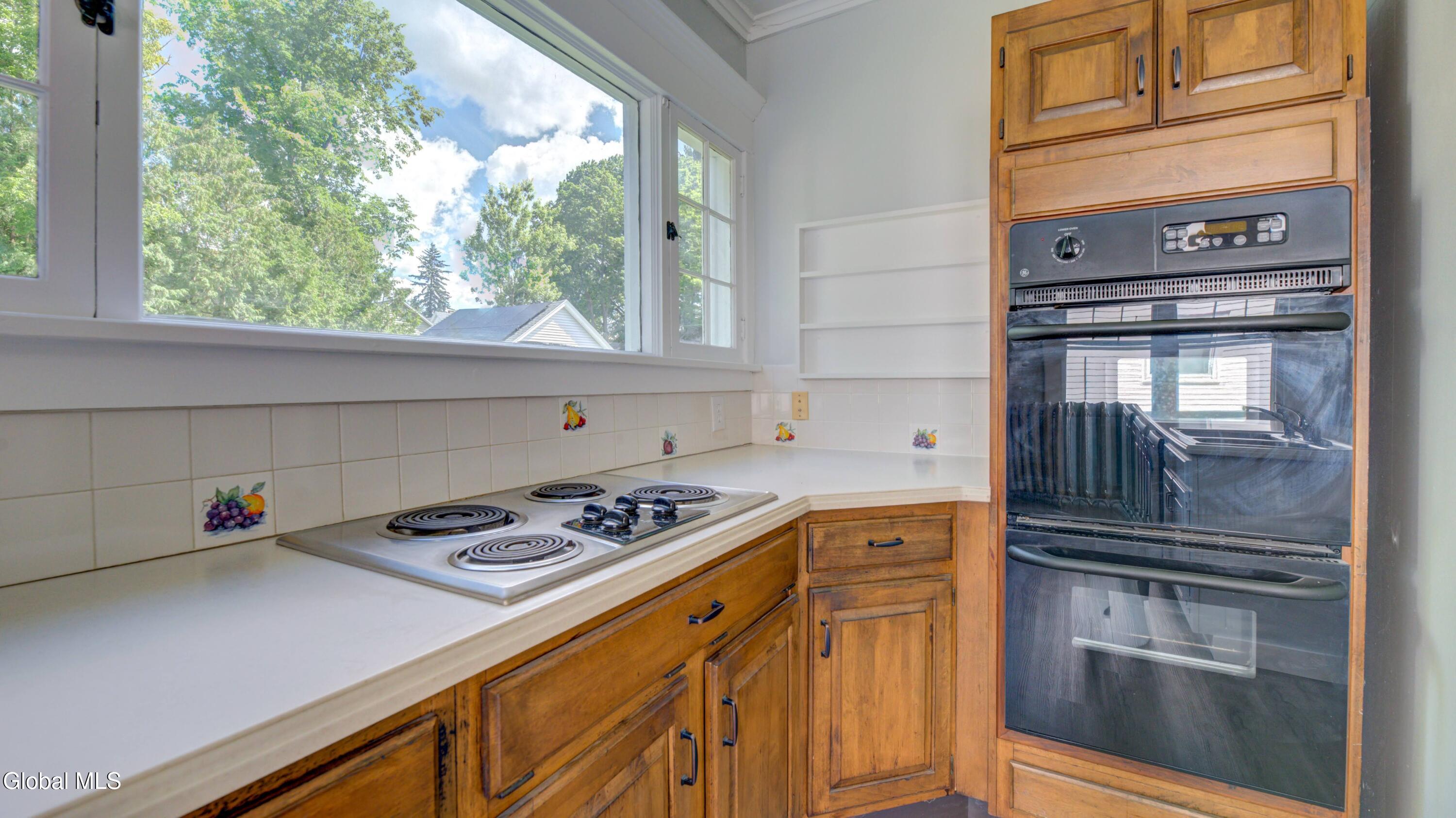 99 Second Avenue Gloversville NY 12078