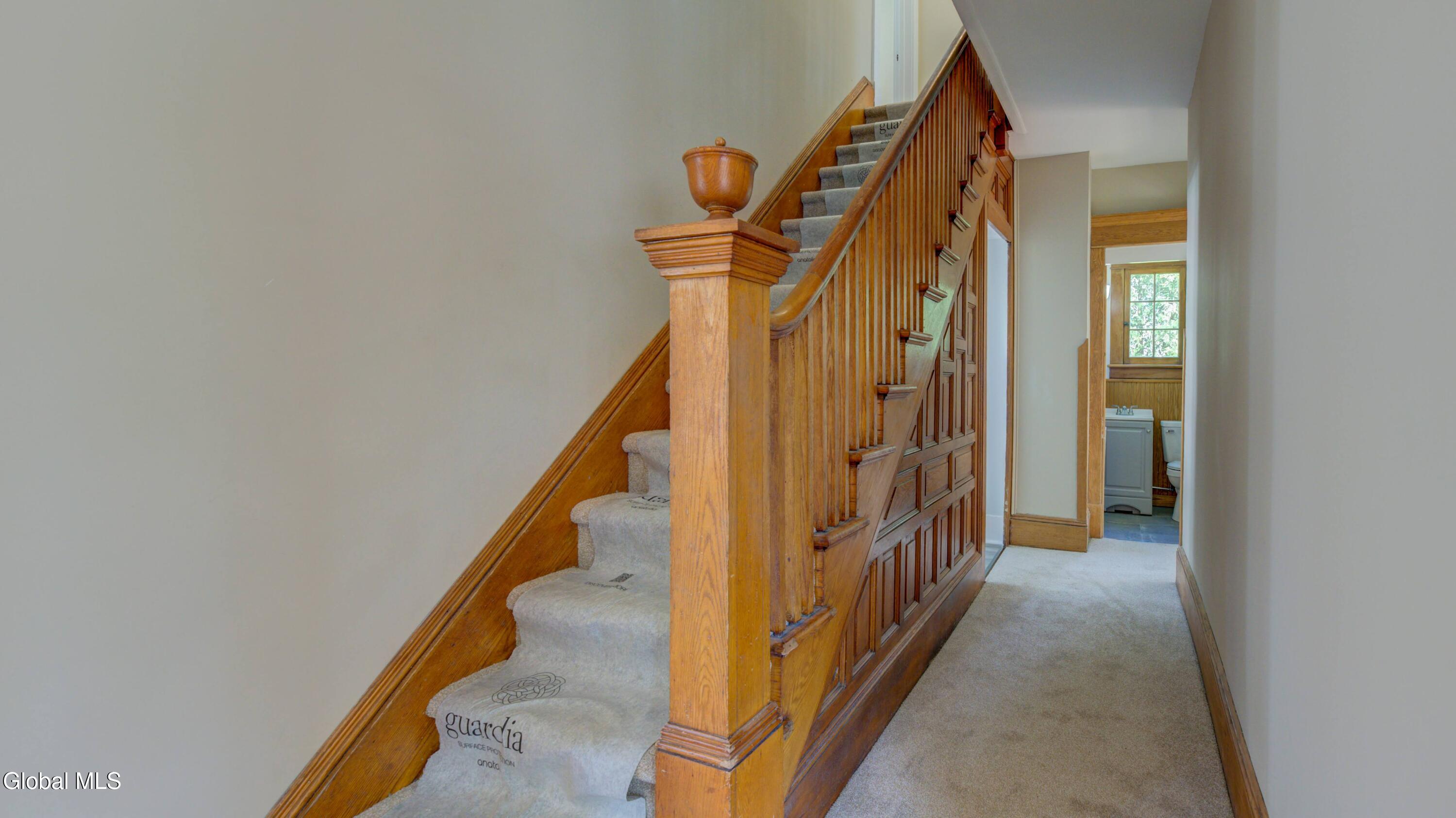 99 Second Avenue Gloversville NY 12078