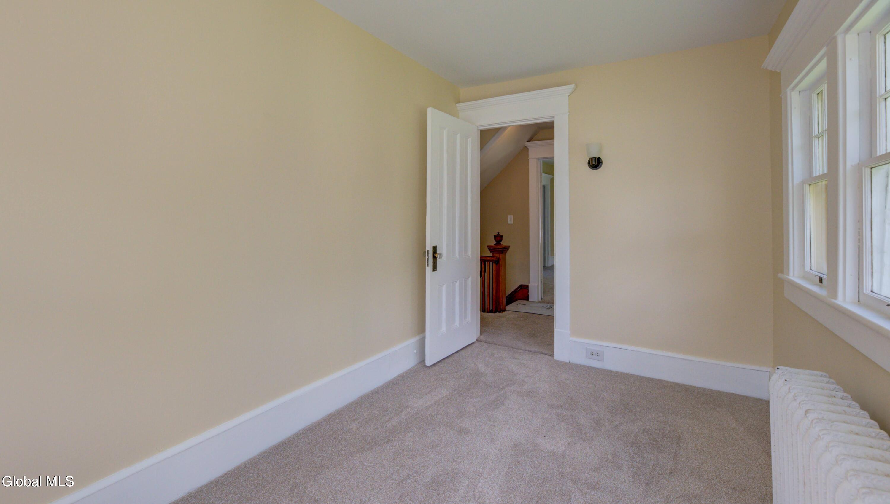 99 Second Avenue Gloversville NY 12078