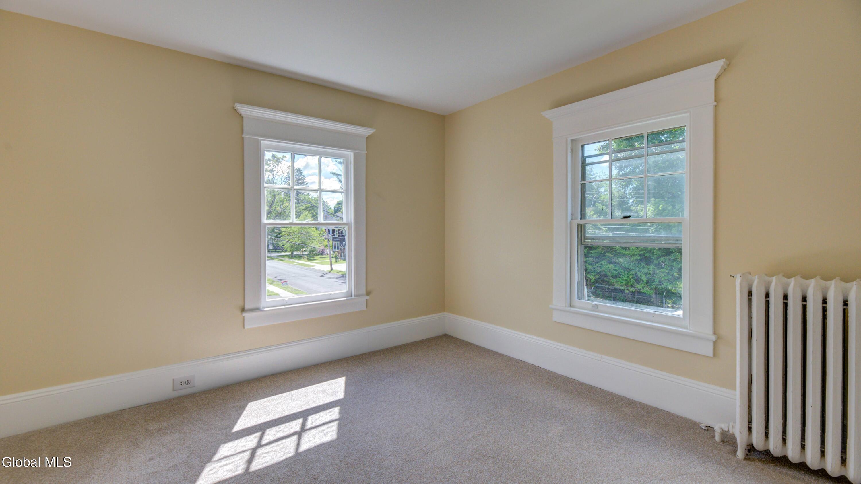 99 Second Avenue Gloversville NY 12078