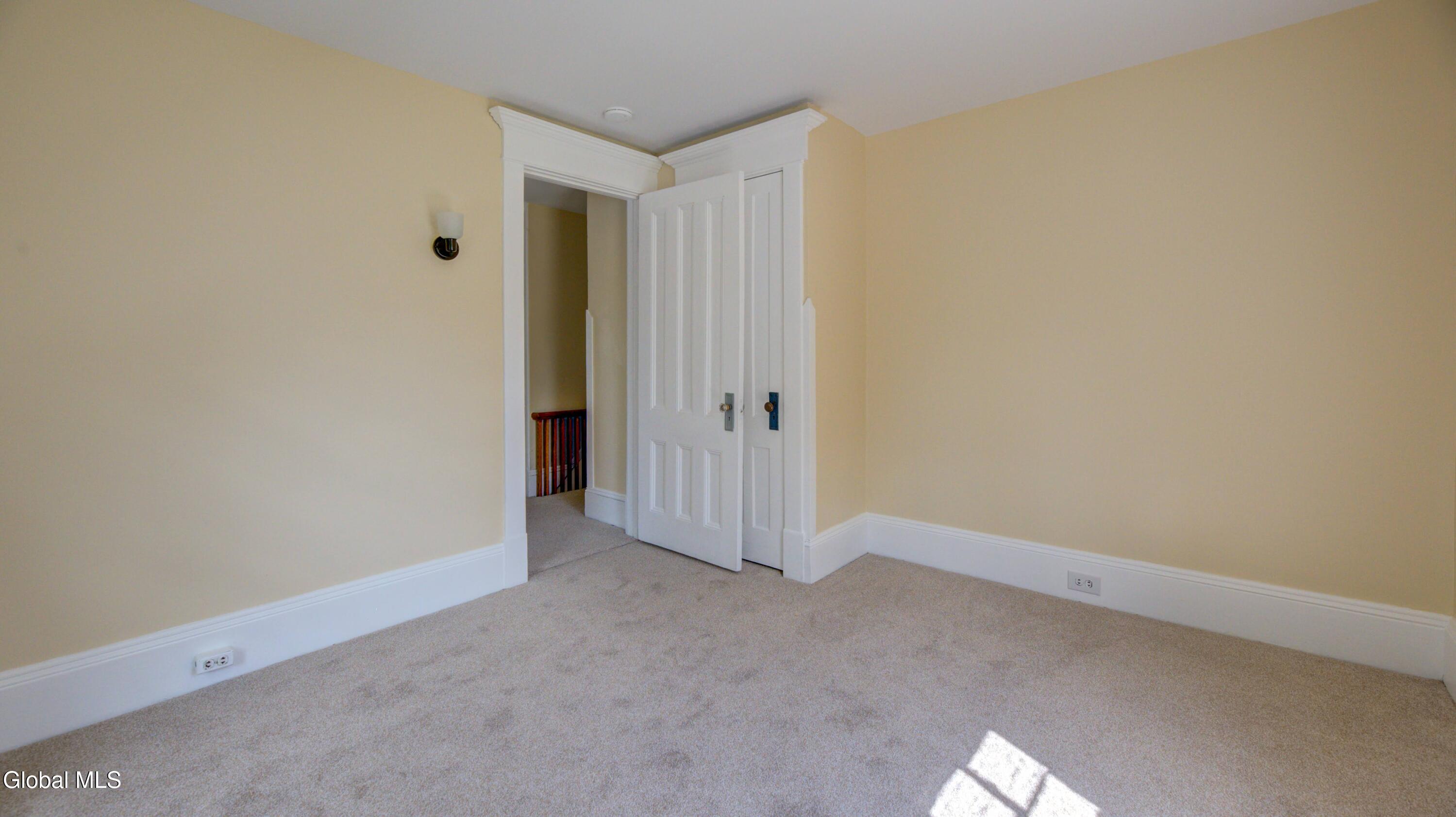 99 Second Avenue Gloversville NY 12078