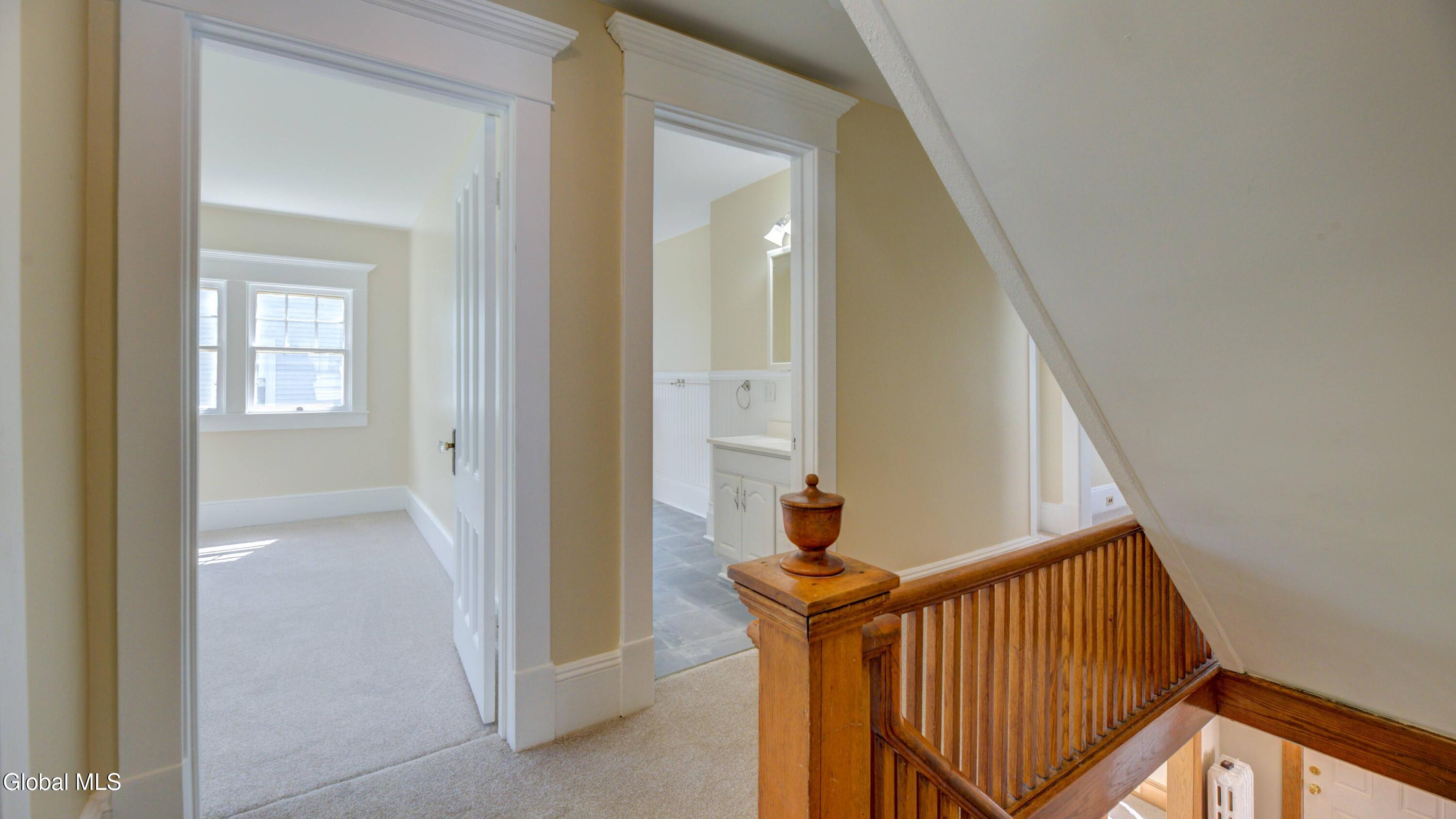 99 Second Avenue Gloversville NY 12078
