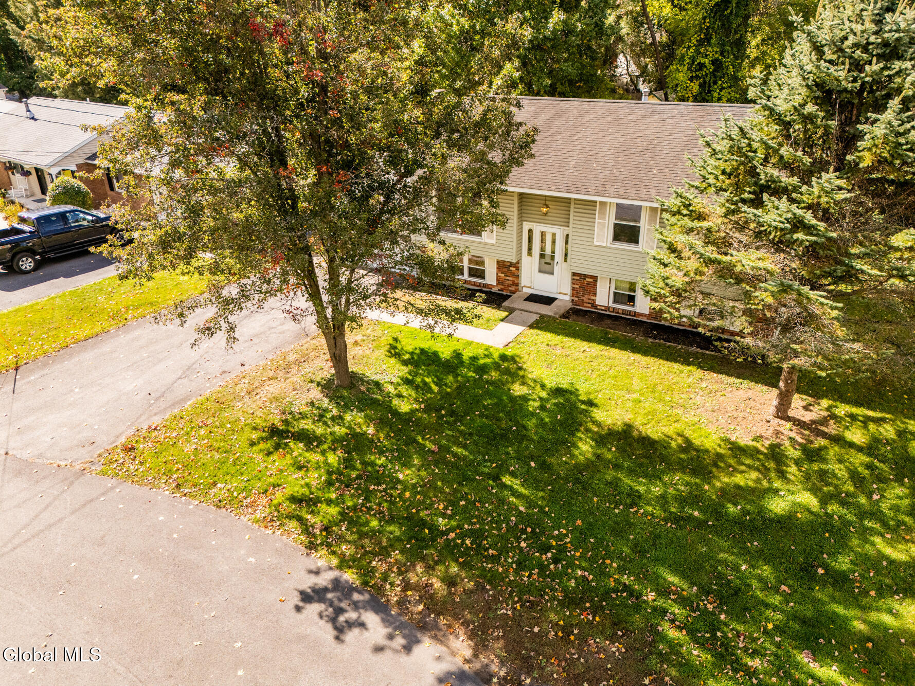 5 W Circular Court Saratoga Springs NY 12866