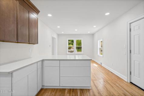 1413 Via Del Mar Niskayuna NY 12309