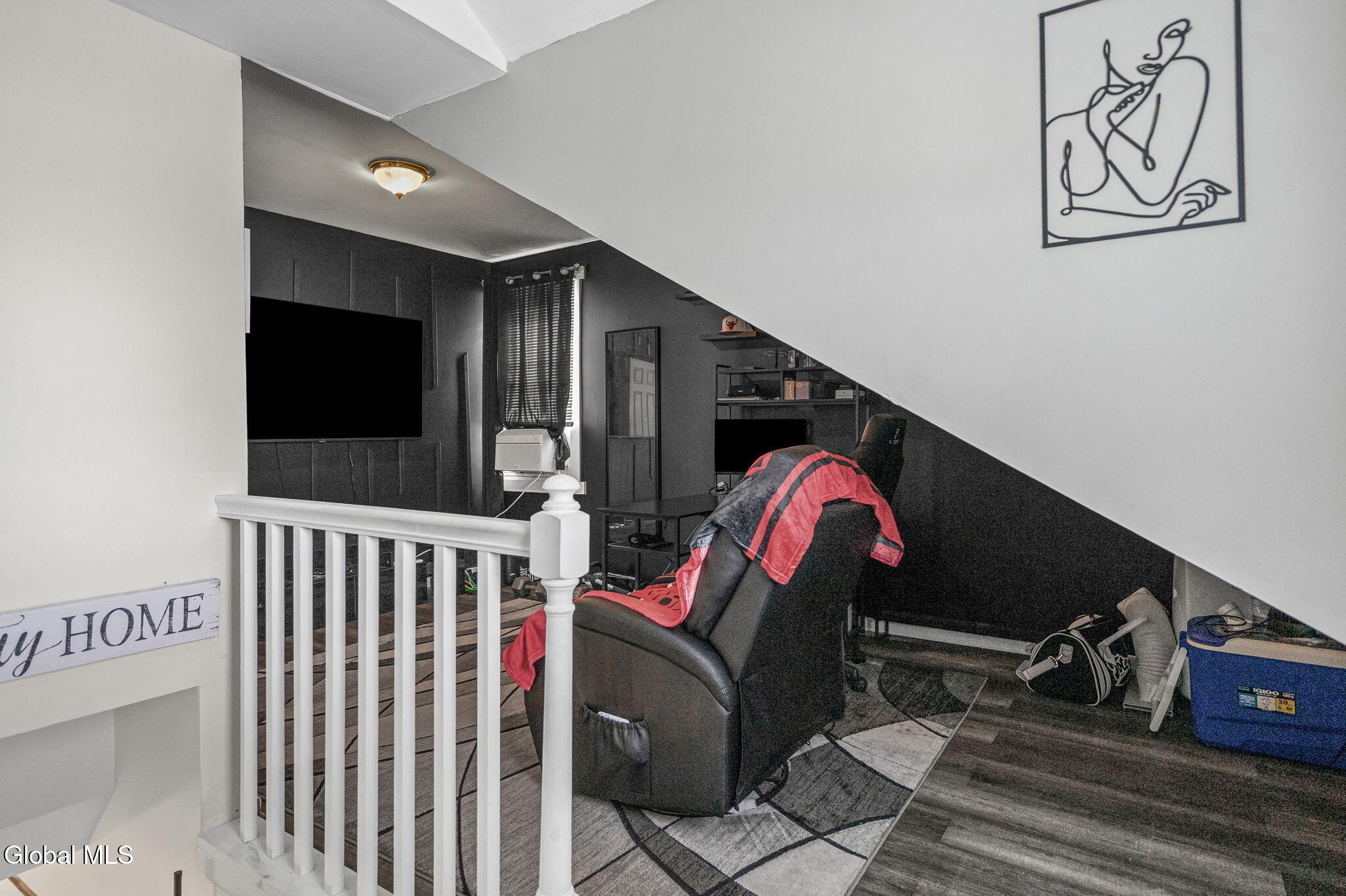 869 7th Avenue Troy NY 12182