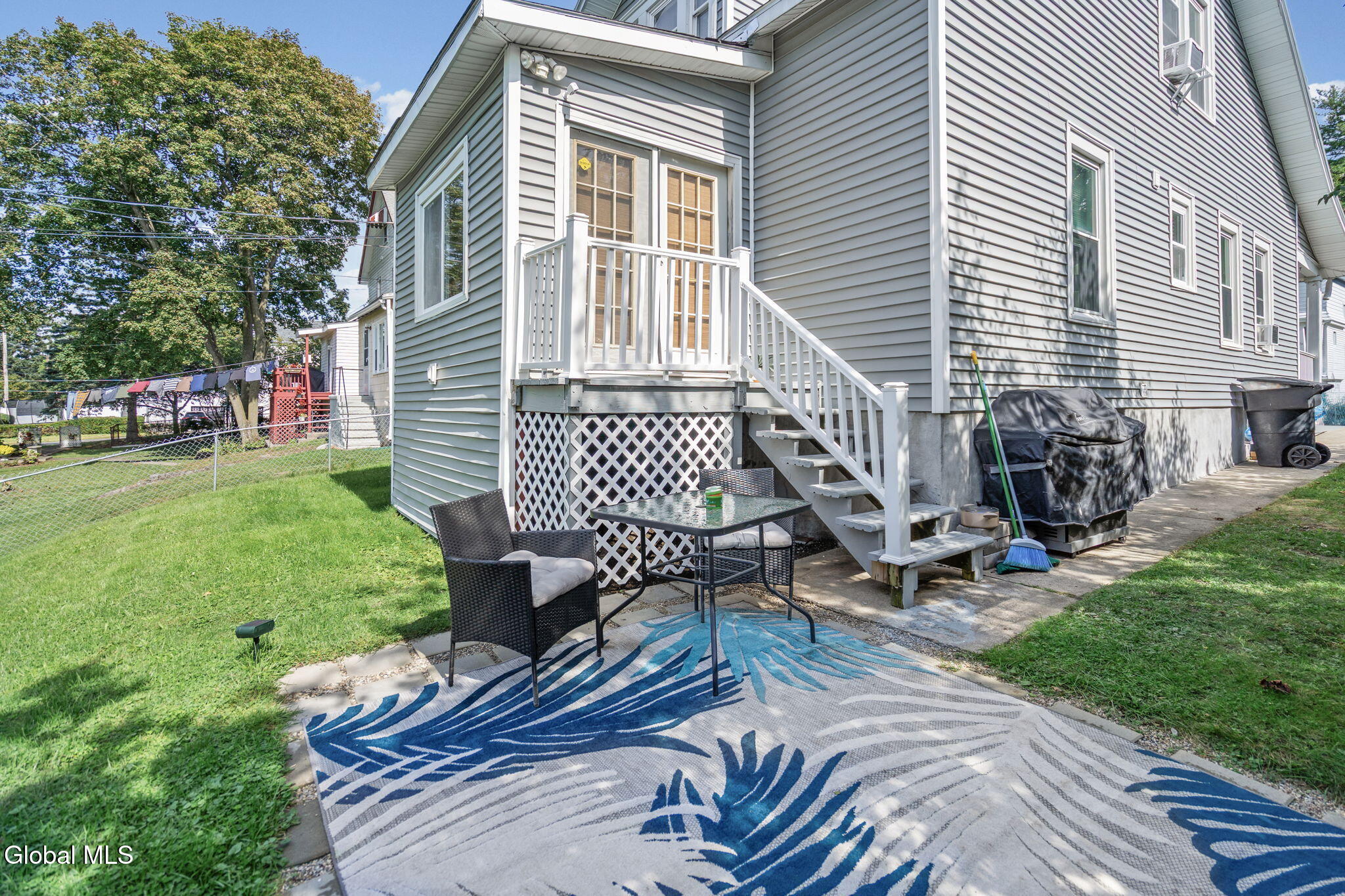 869 7th Avenue Troy NY 12182