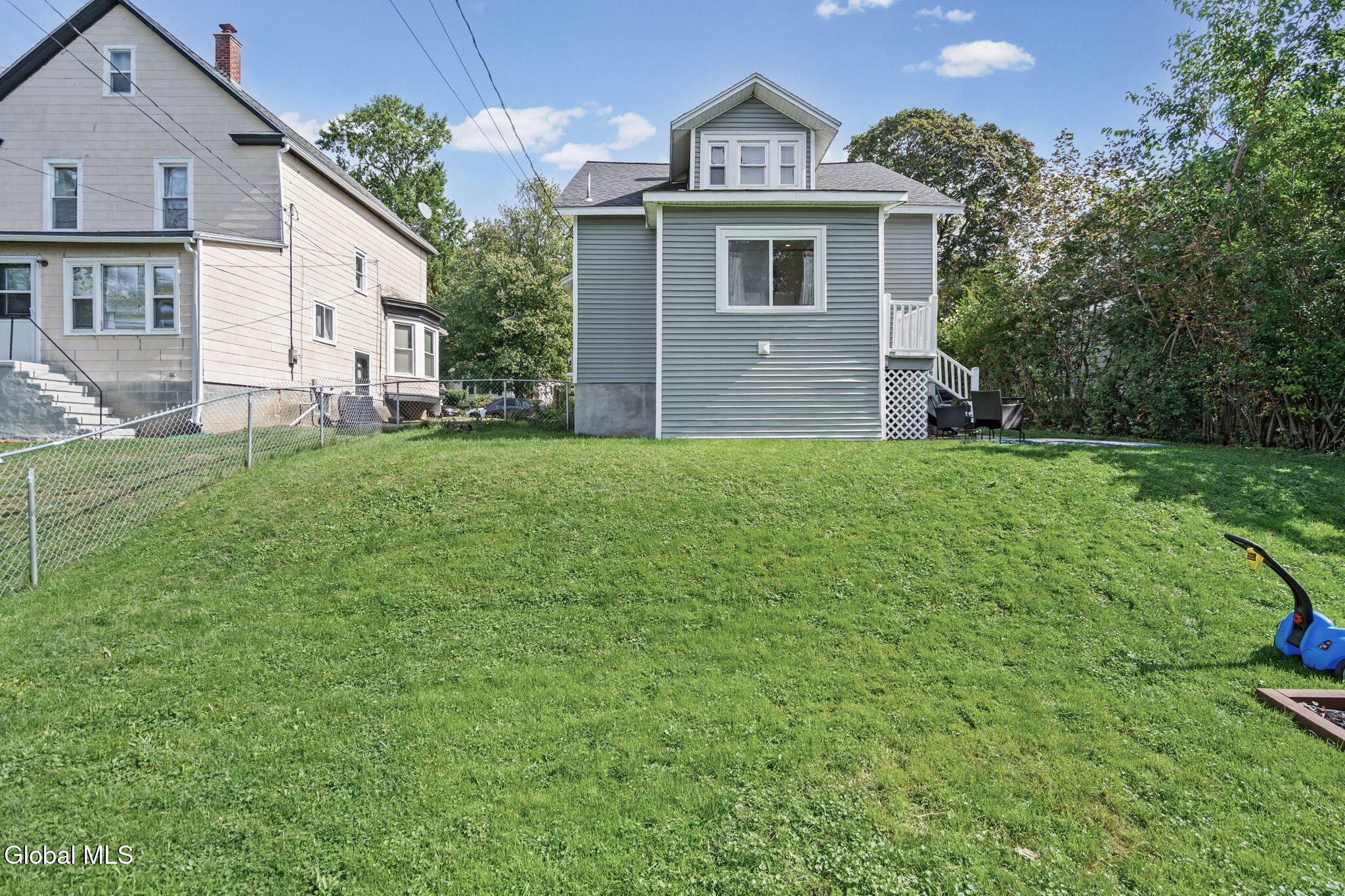 869 7th Avenue Troy NY 12182