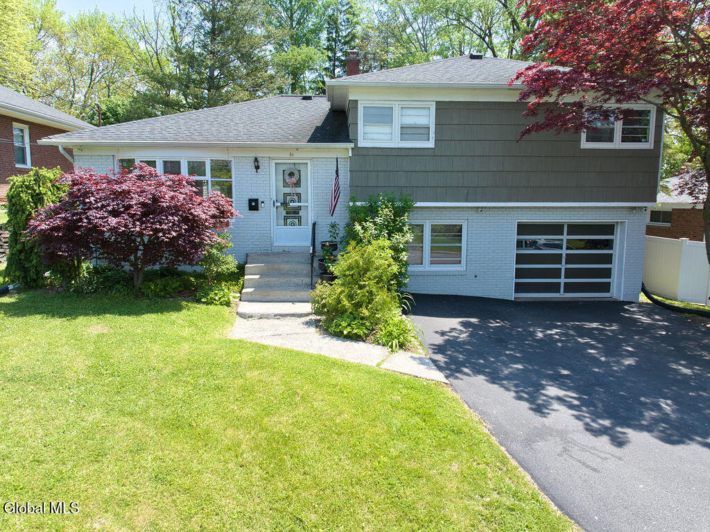 86 Harris Avenue Albany NY 12208