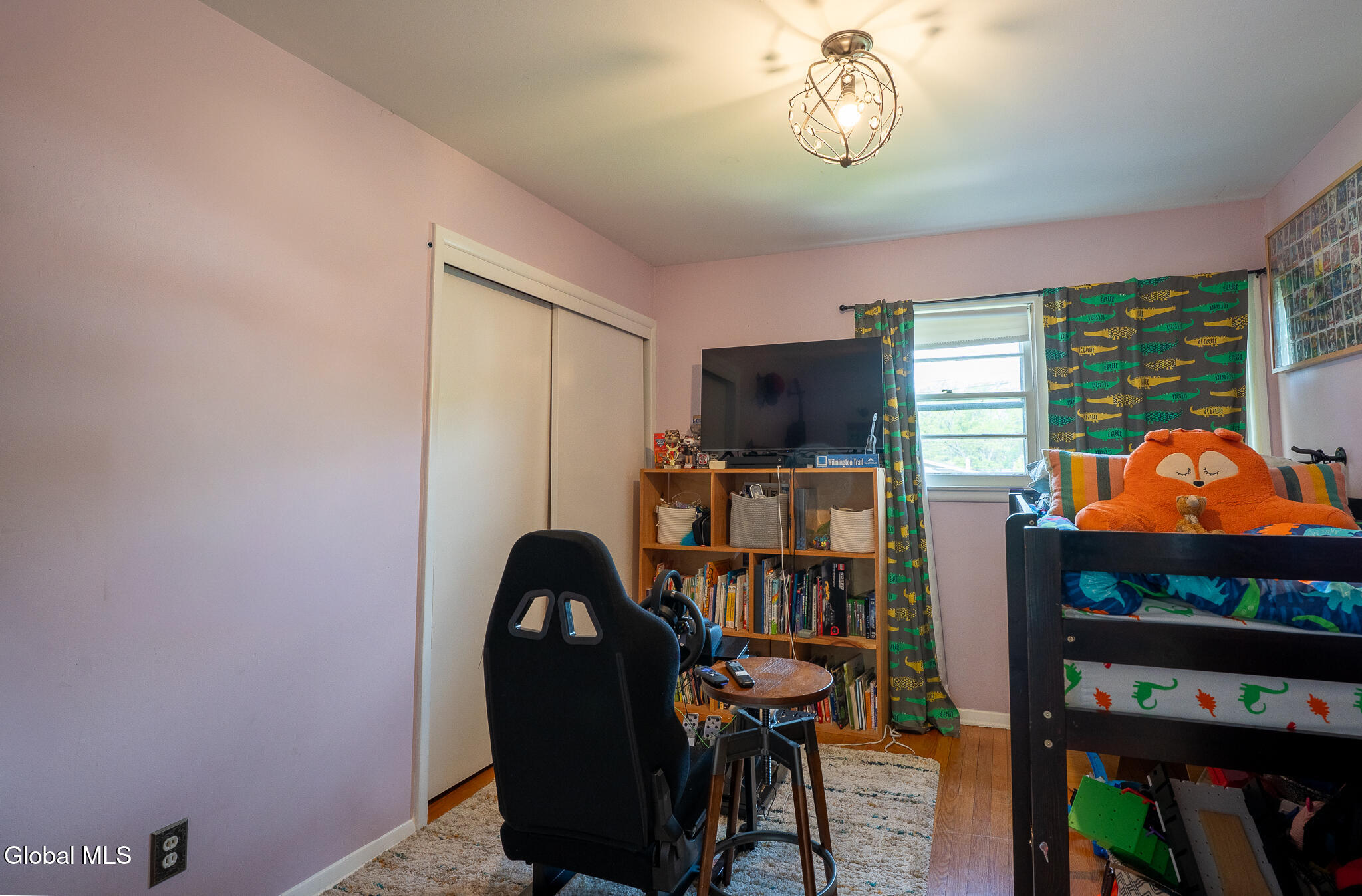 86 Harris Avenue Albany NY 12208