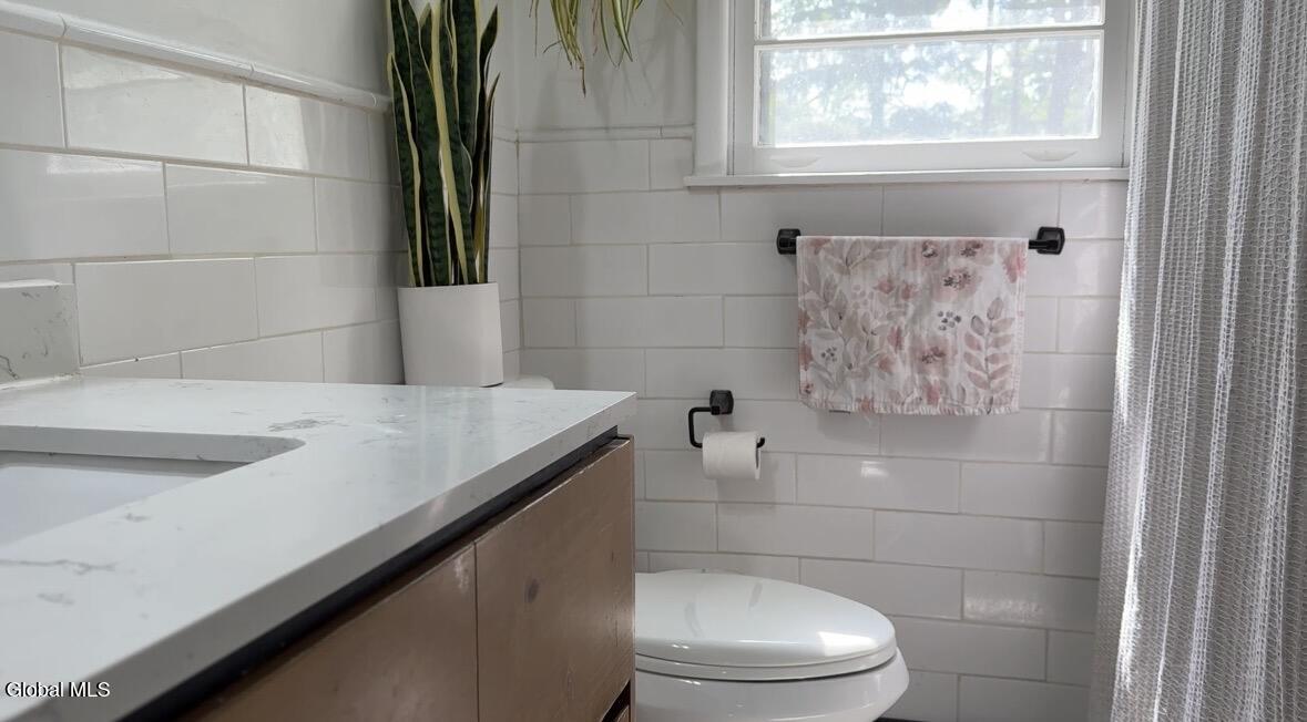 86 Harris Avenue Albany NY 12208