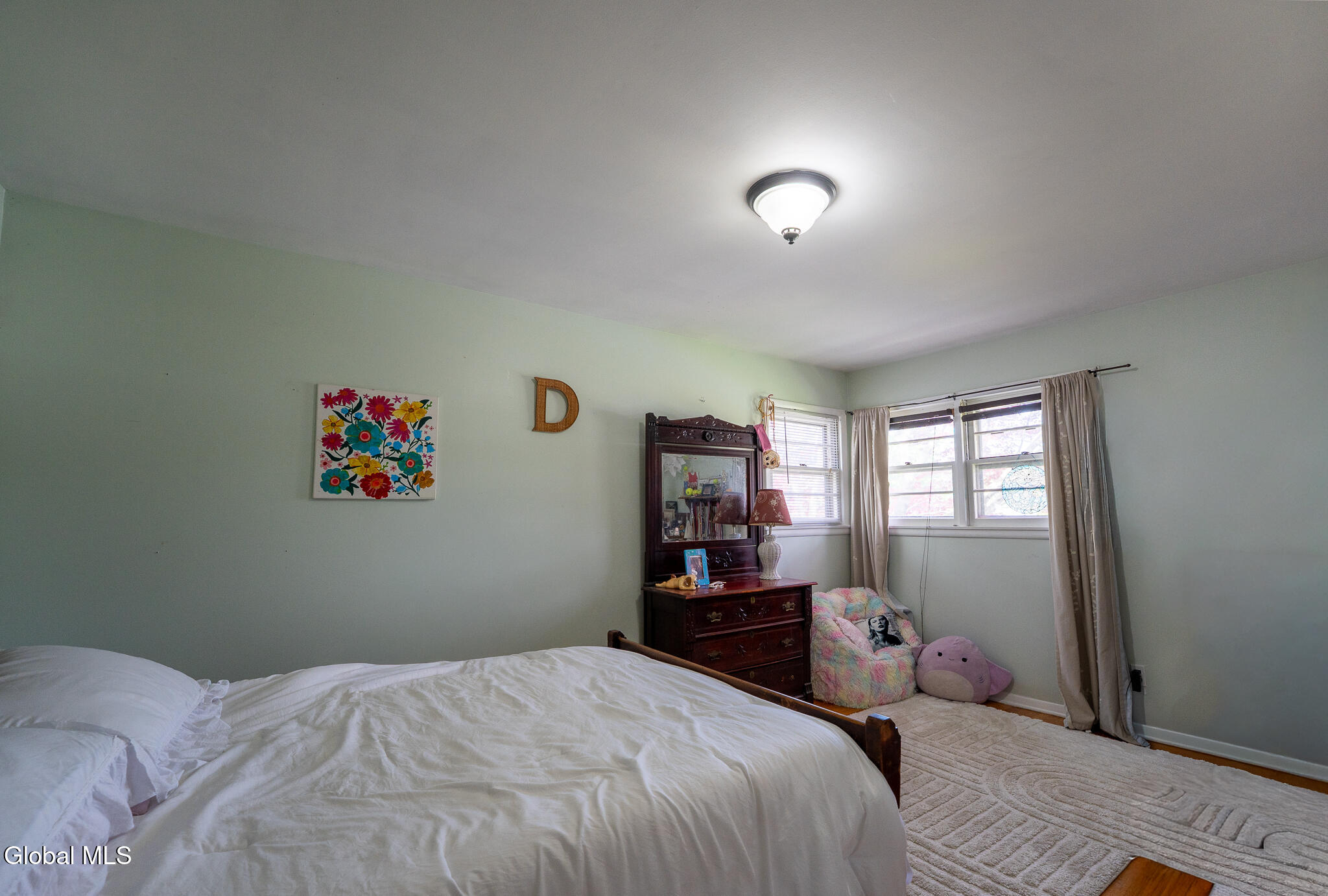 86 Harris Avenue Albany NY 12208