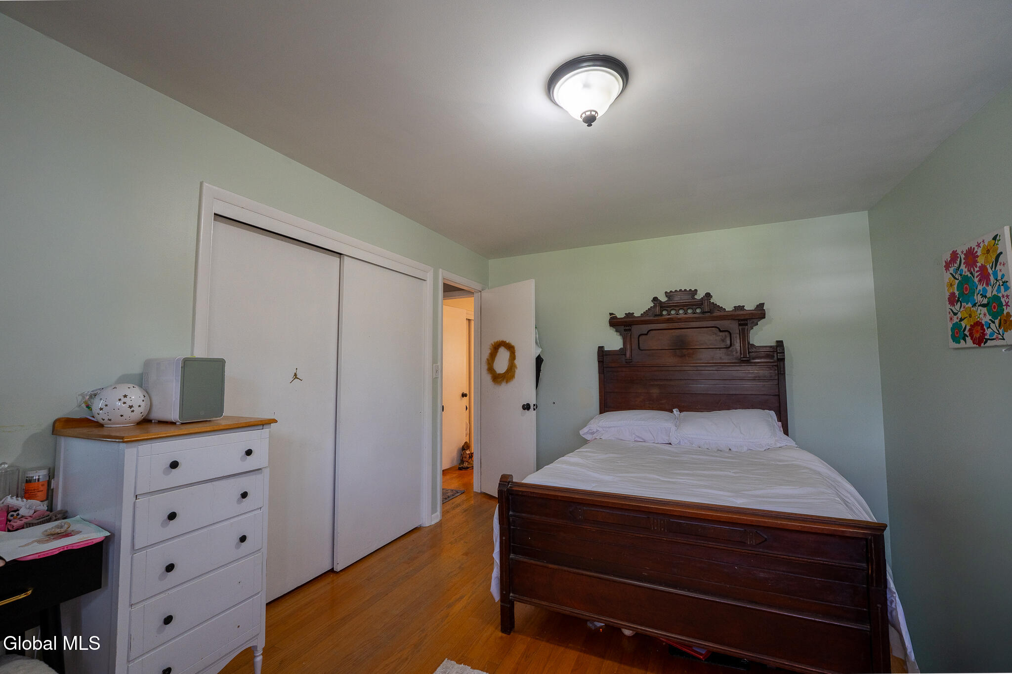 86 Harris Avenue Albany NY 12208