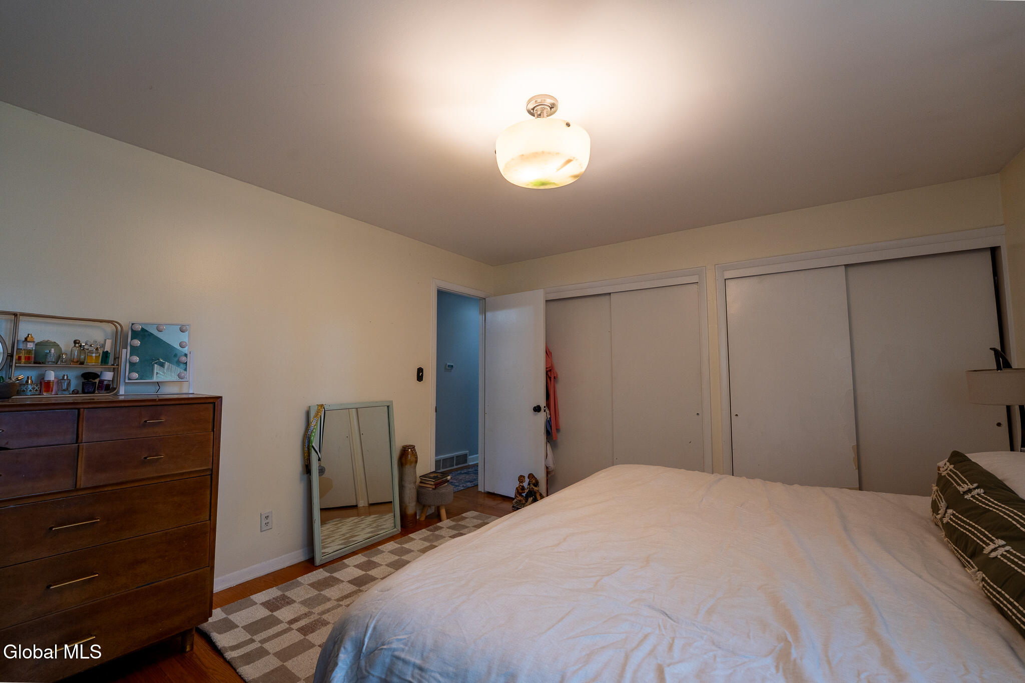 86 Harris Avenue Albany NY 12208
