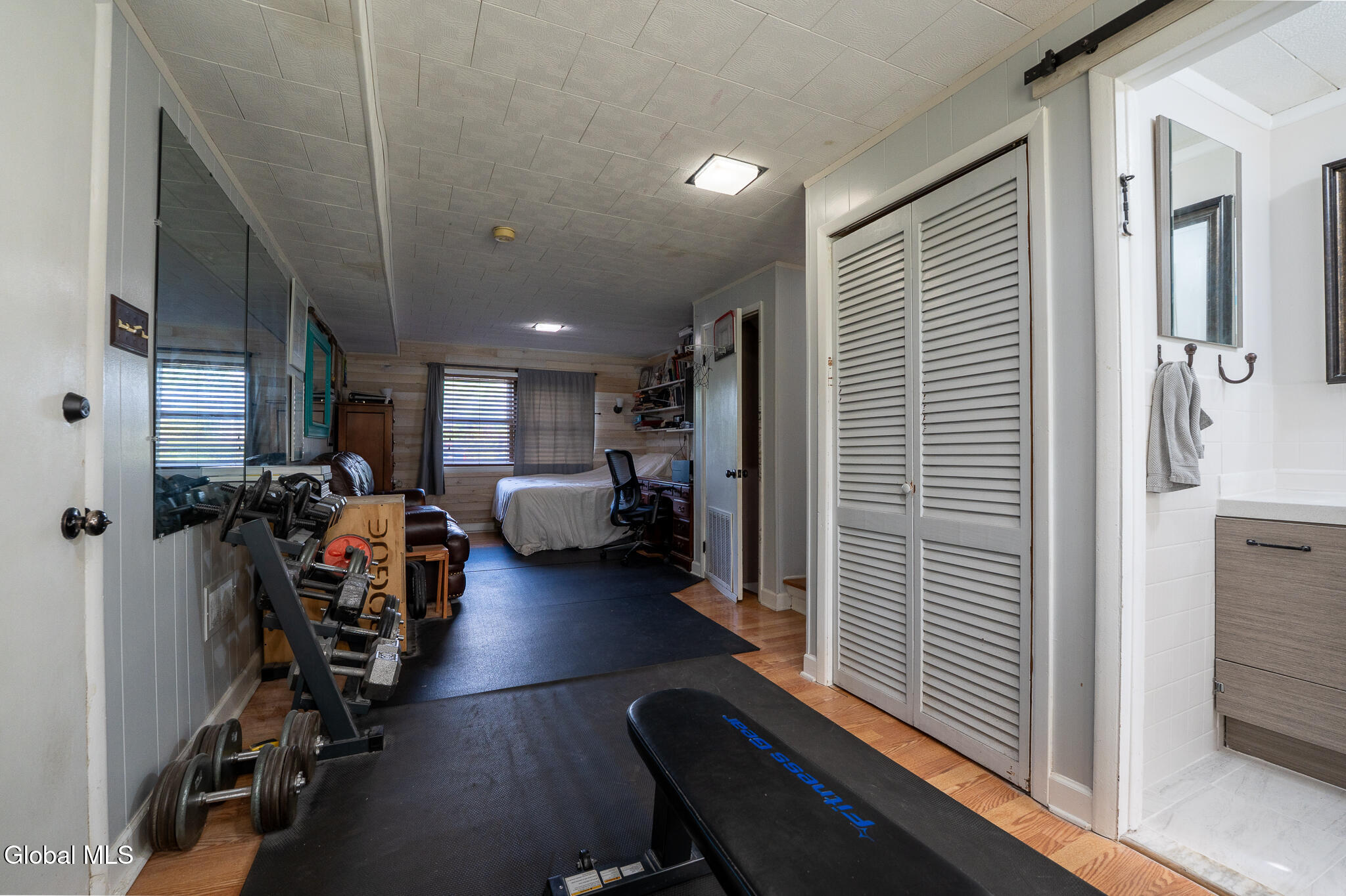 86 Harris Avenue Albany NY 12208