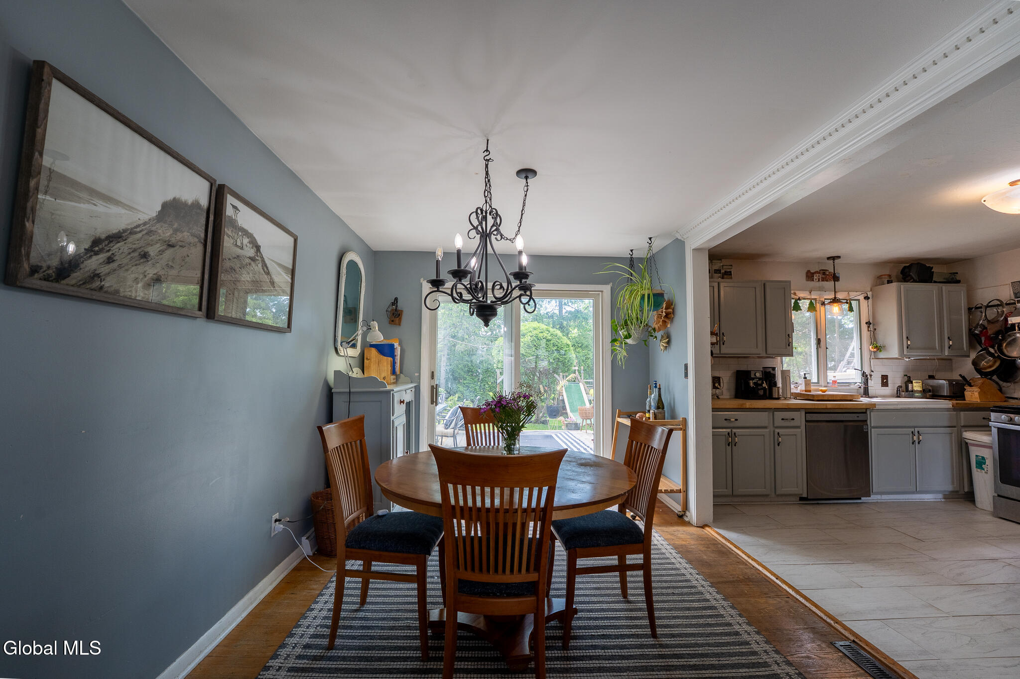86 Harris Avenue Albany NY 12208