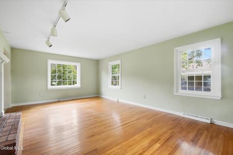 1015 Tomahawk Trail Scotia NY 12302