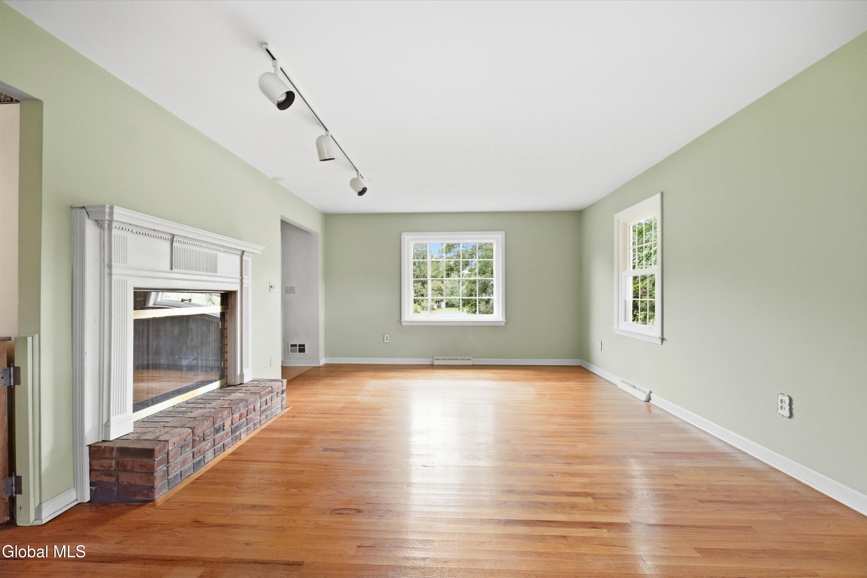 1015 Tomahawk Trail Scotia NY 12302