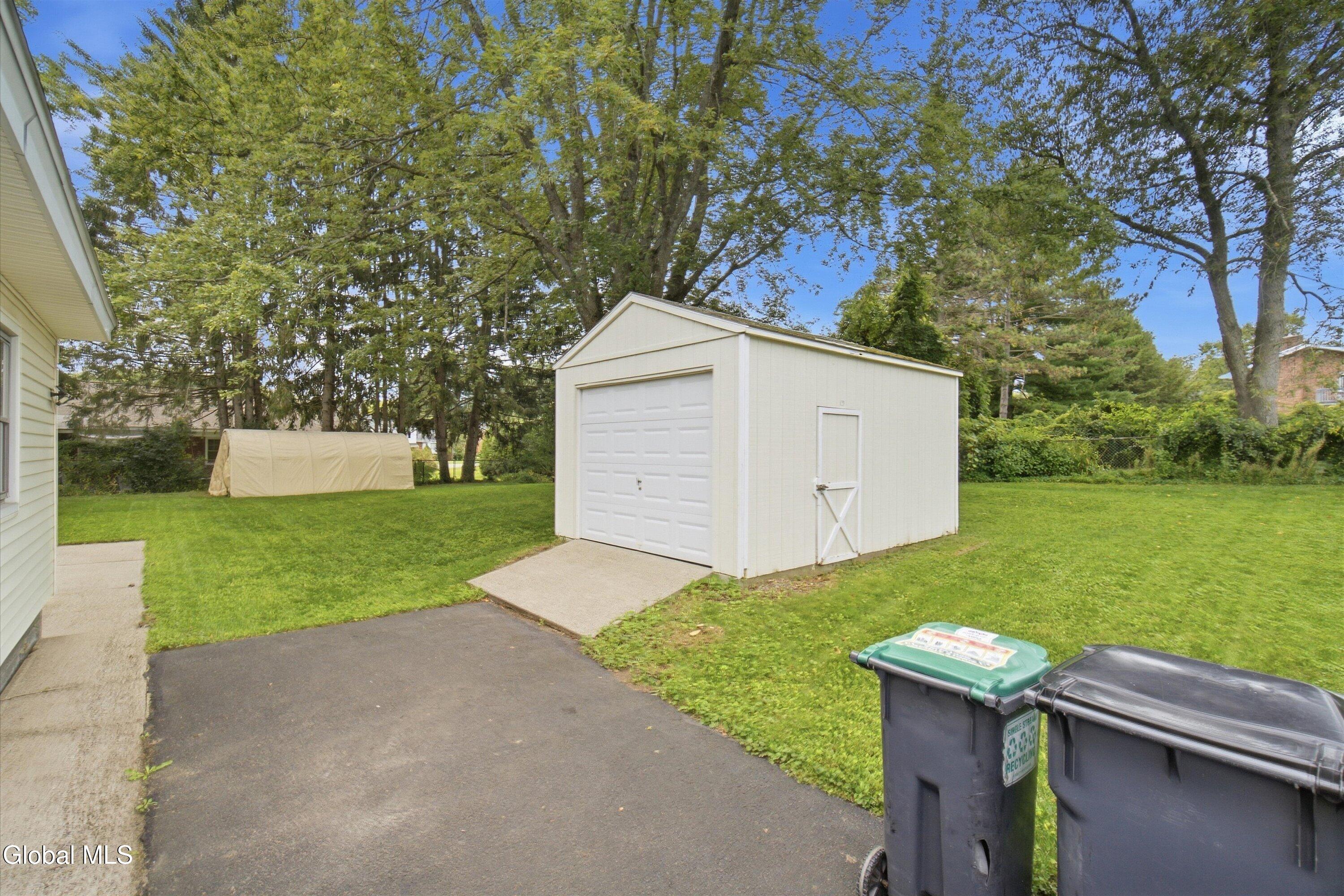 1015 Tomahawk Trail Scotia NY 12302
