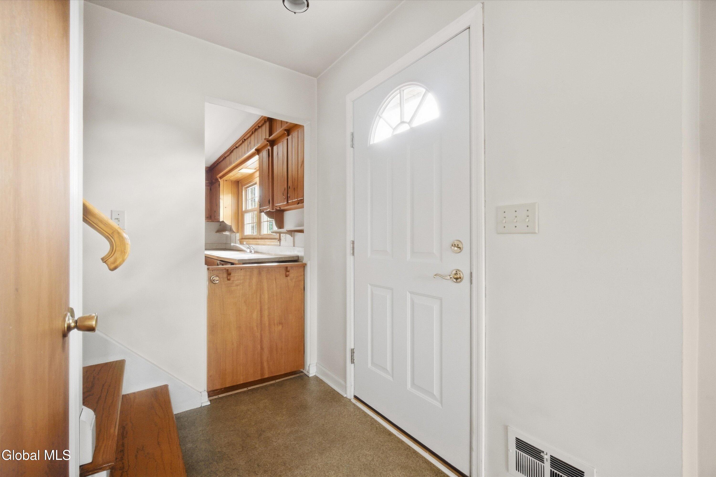 1015 Tomahawk Trail Scotia NY 12302