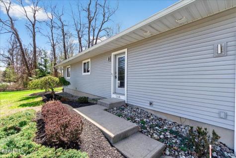 59A Bonner Avenue Schenectady NY 12304