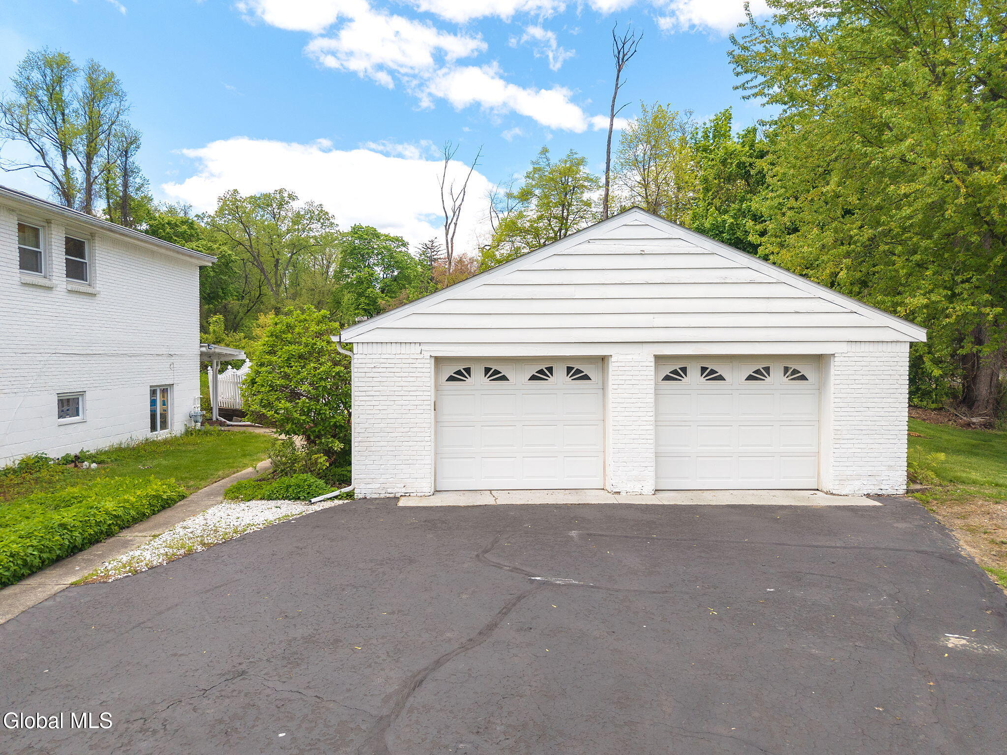 23 Fernwood Drive Loudonville NY 12211
