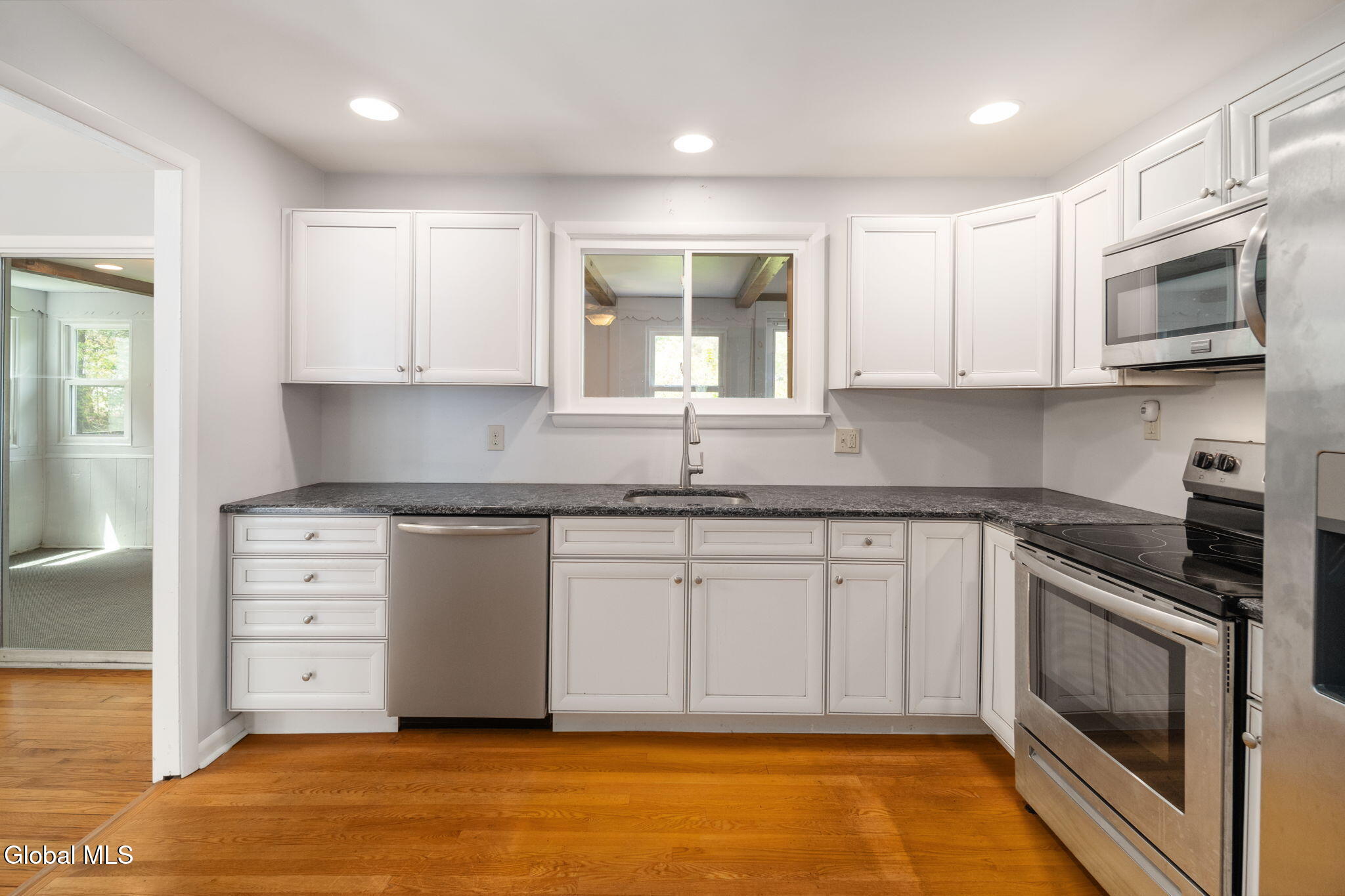 23 Fernwood Drive Loudonville NY 12211