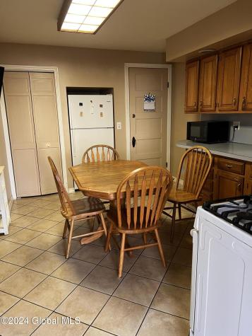 1643 Rugby Road Schenectady NY 12309
