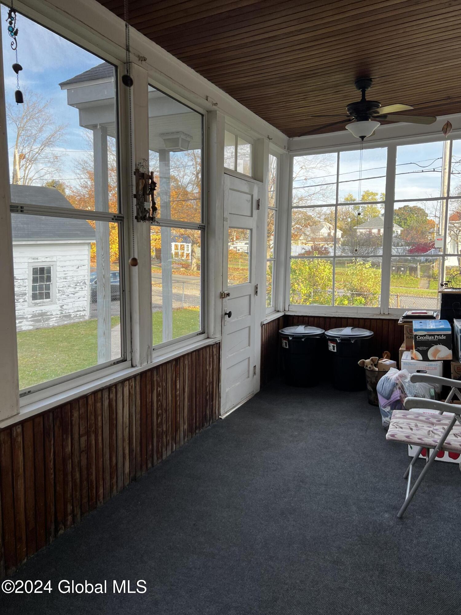 1643 Rugby Road Schenectady NY 12309