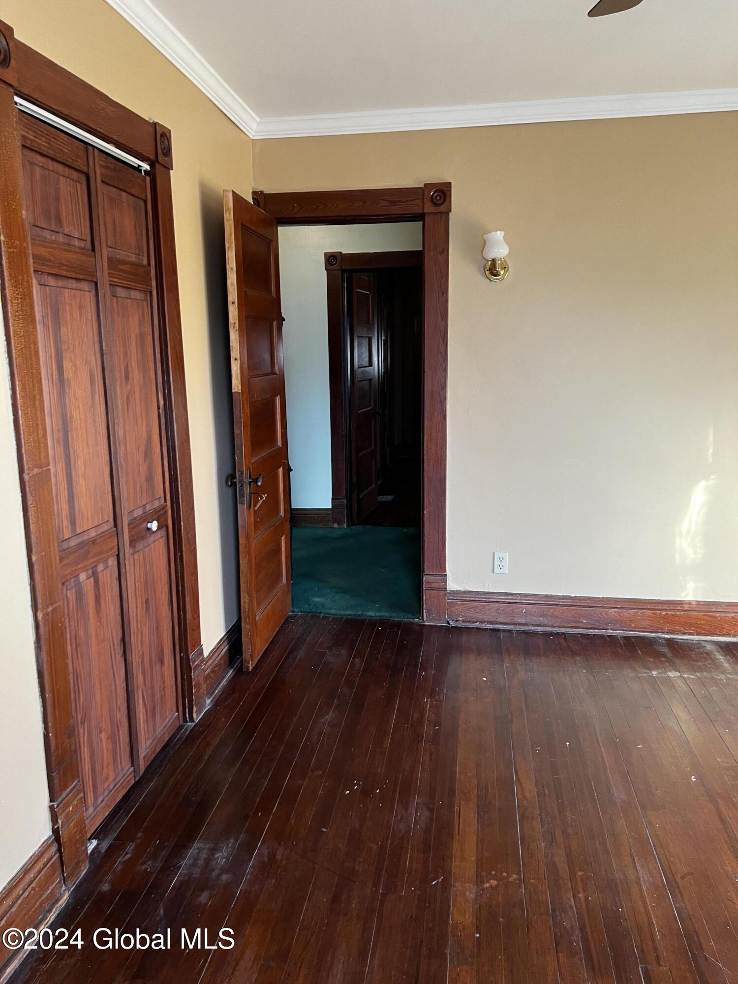 1643 Rugby Road Schenectady NY 12309