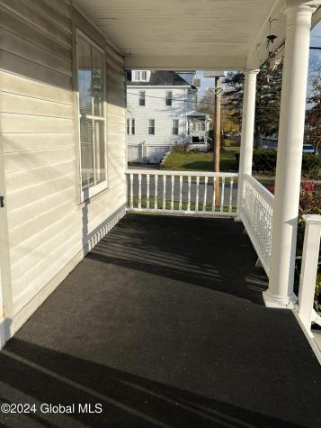 1643 Rugby Road Schenectady NY 12309