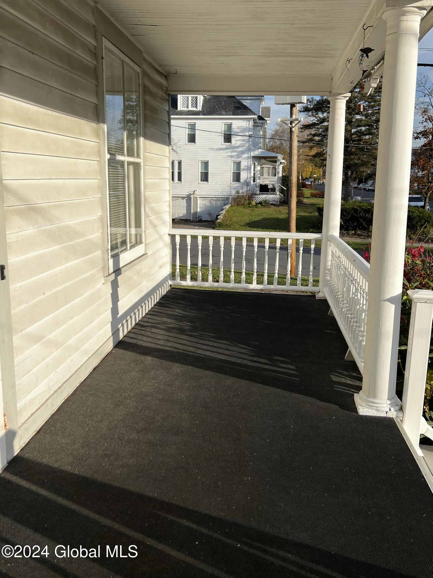 1643 Rugby Road Schenectady NY 12309