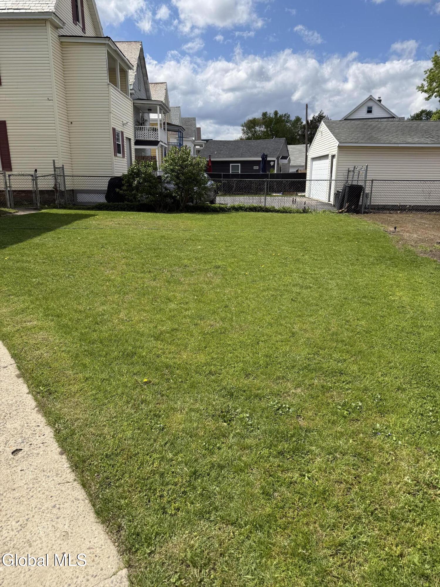 1643 Rugby Road Schenectady NY 12309