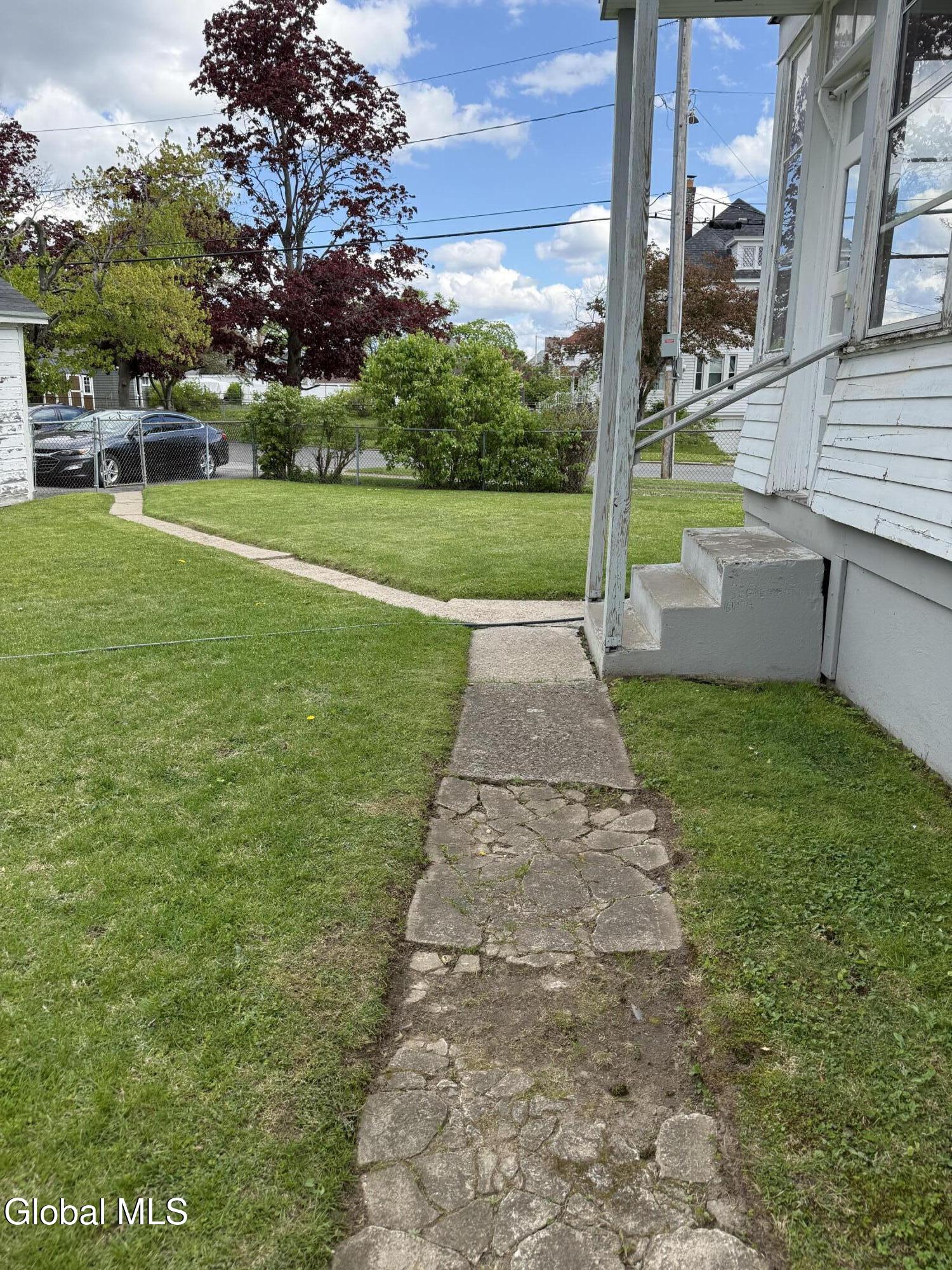 1643 Rugby Road Schenectady NY 12309