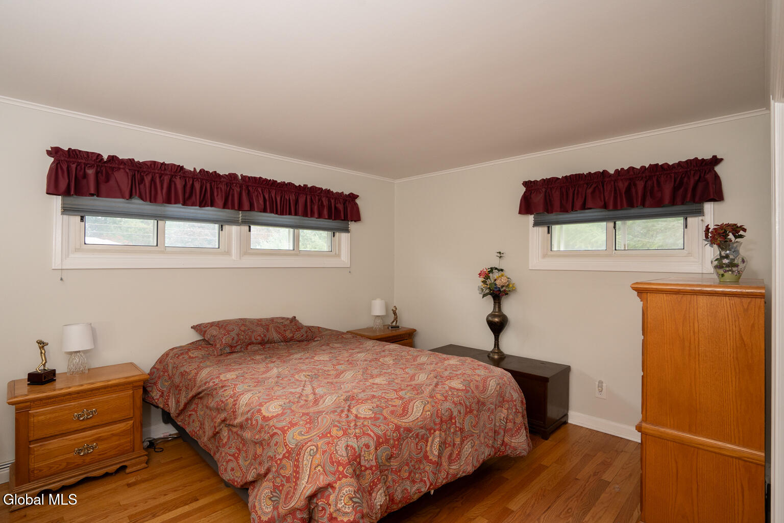 18 Marville Drive Loudonville NY 12211