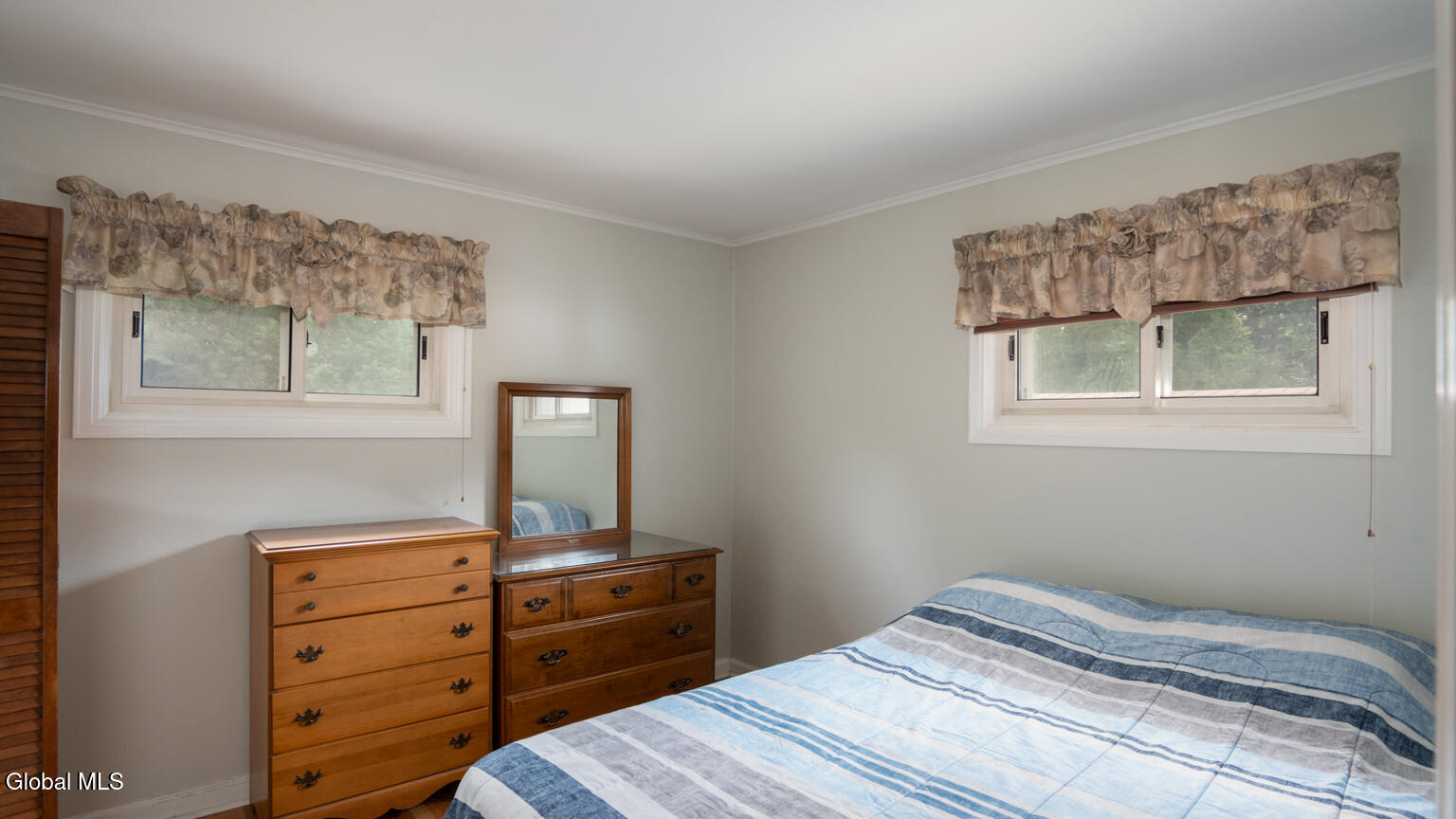 18 Marville Drive Loudonville NY 12211