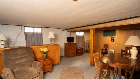 18 Marville Drive Loudonville NY 12211