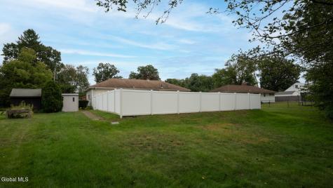18 Marville Drive Loudonville NY 12211